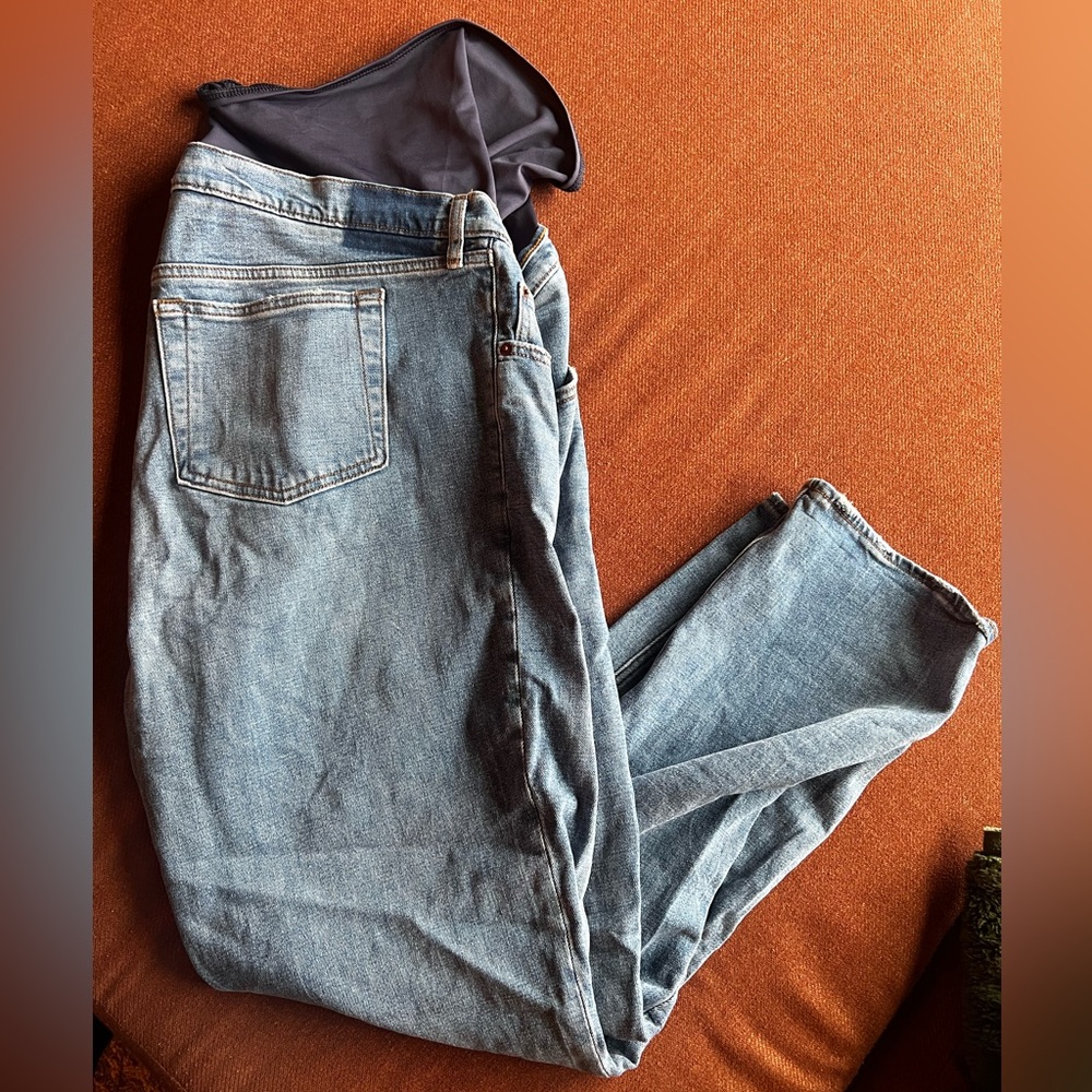 Abercrombie & Fitch 90s Straight Maternity Jean
